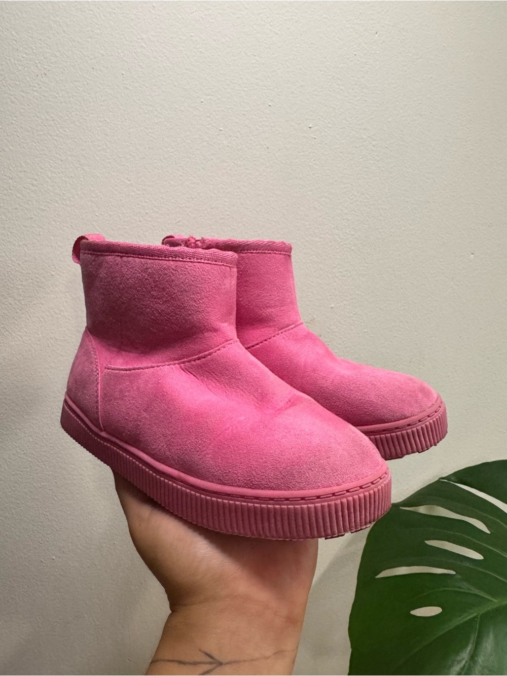 Cat & Jack Girls Pink Suede Ankle Boots